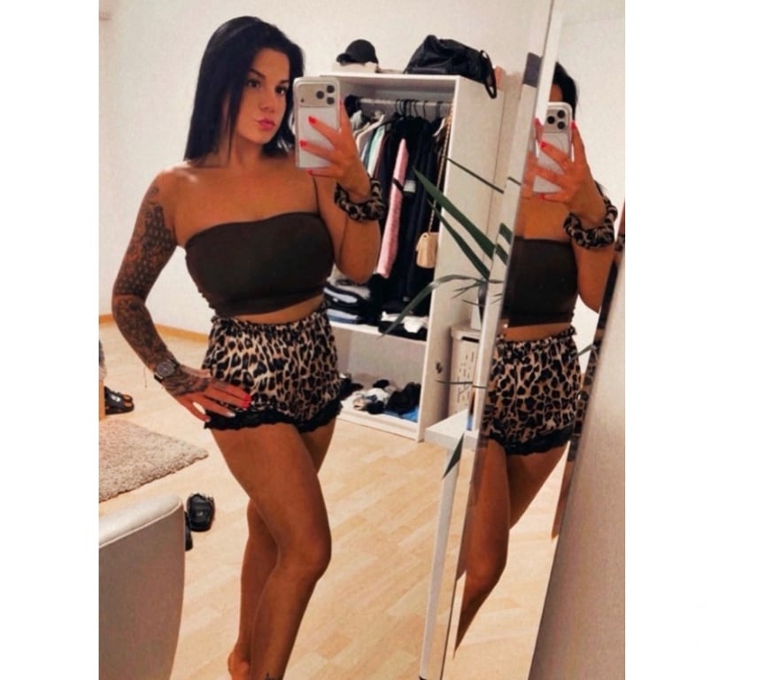 Escorts Essex Harlow - Photos for 🥰Alexa new in the town😍call me😘