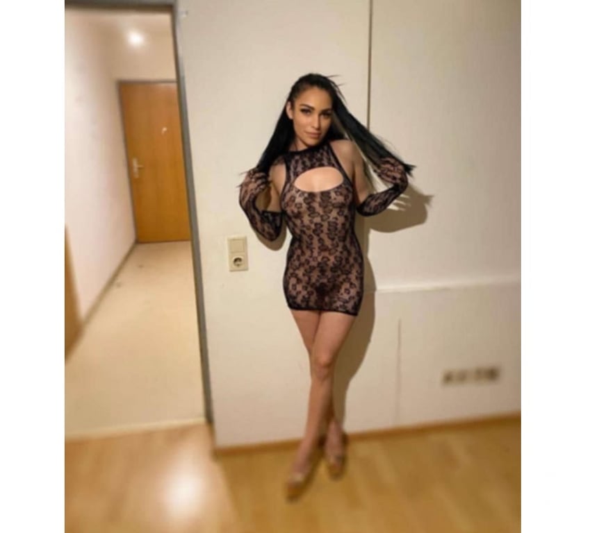 Escorts South East London Plumstead - South East London - Photos for 💣❤️🔥 ALY New In Town 🔥❤️💣