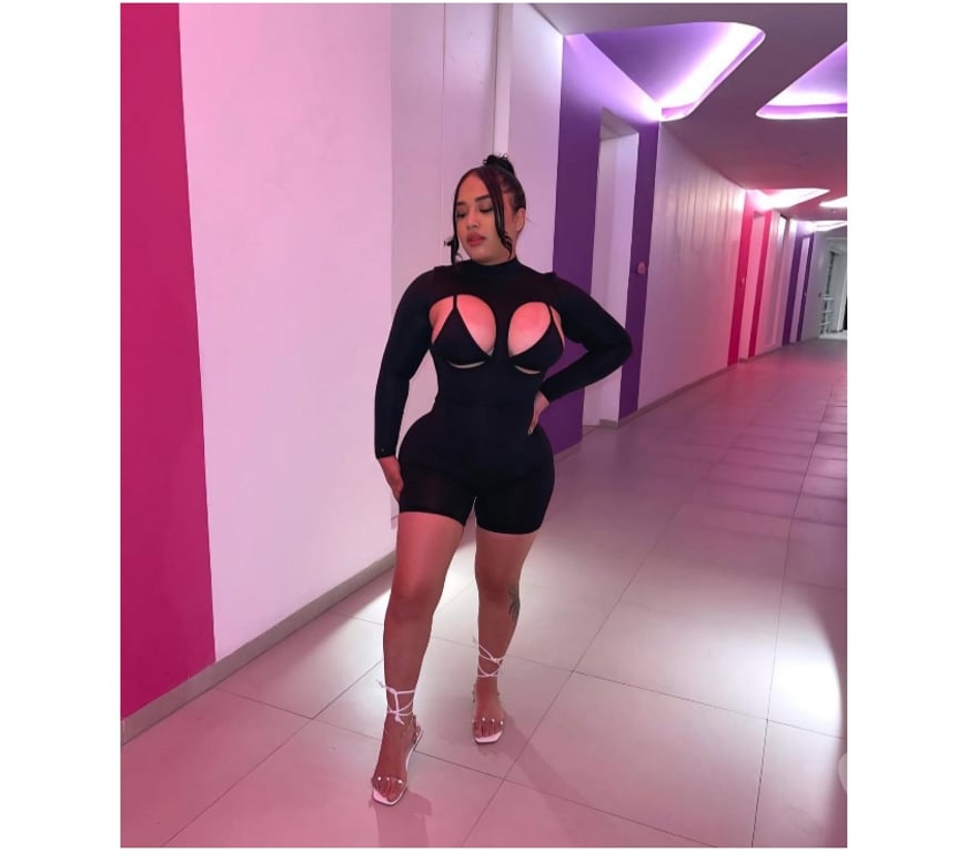 Escorts Warwickshire Warwick - Photos for Big bum 🍑 in the city 💦🍾