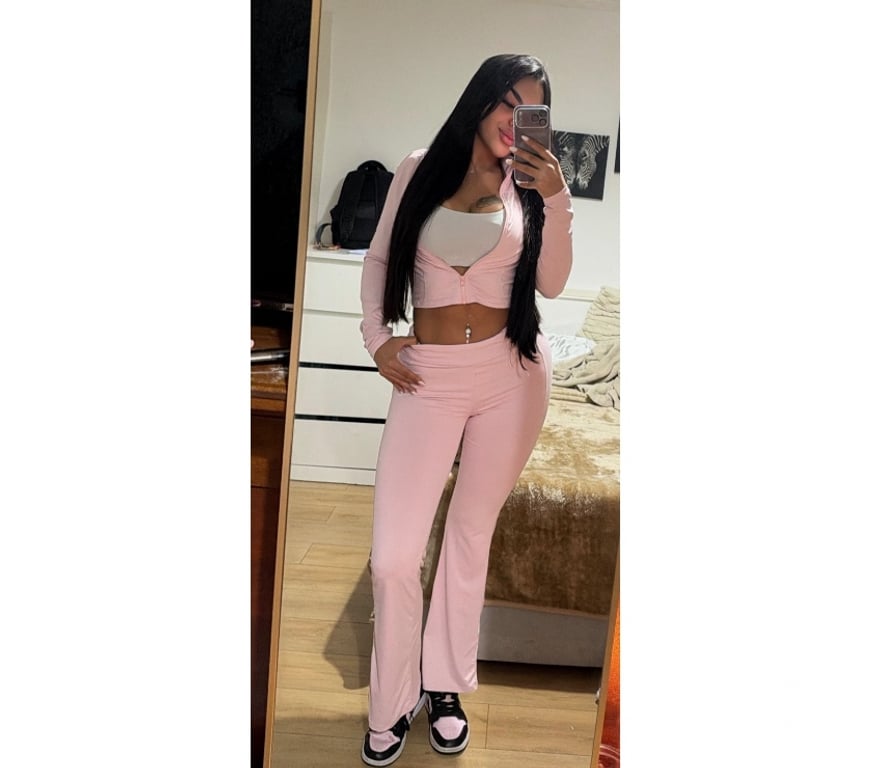Escorts Barnet Mill Hill East Station - Barnet - Photos for HOT AND PARTY BIA 🌹🍒 🇧🇷 GFE&OWO ✨