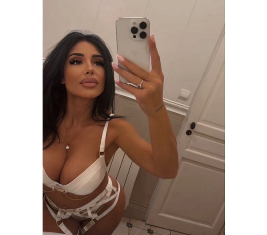 Escorts Tyne and Wear Sunderland - Photos for Andra, a party-loving girl, new to your city
