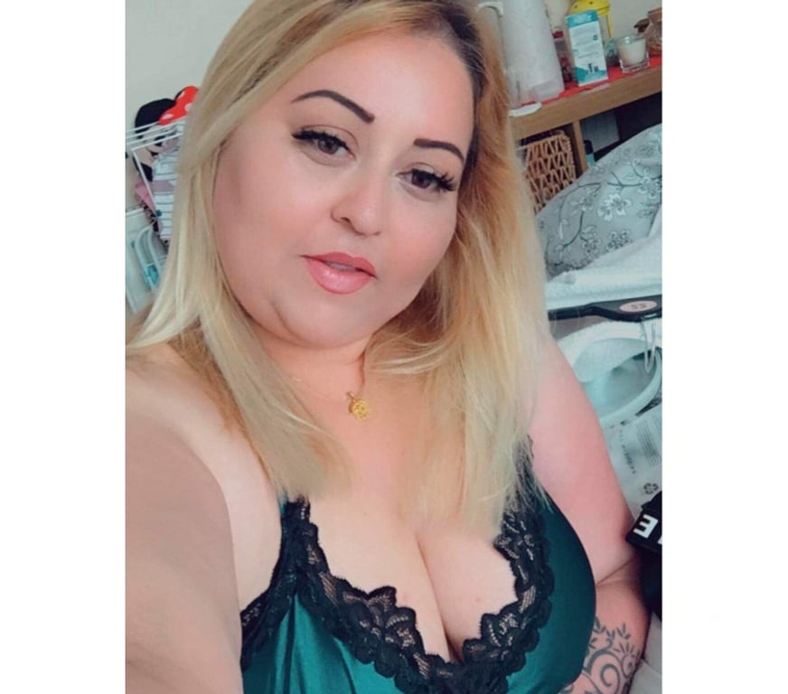 Escorts Barnet Edgware - Barnet - Photos for Hi Gentlemen I’m Amanda nice massages 💆