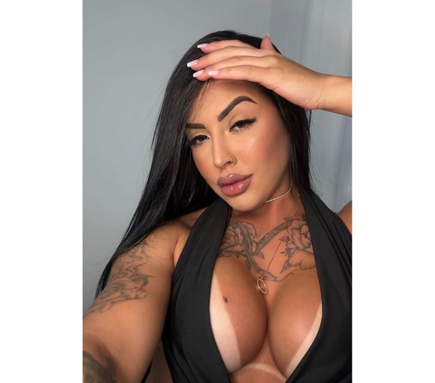 Escorts West London East Acton - West London - Photos for BRUNETTE, NATURAL AND FULL OF DESIRE 😈💋