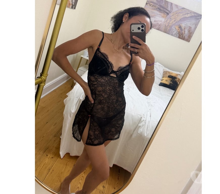 Escorts Bristol Clifton - Bristol - Photos for Sarah Brazilian Massage