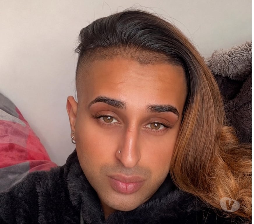  Gay massage East London Walthamstow Central Station - East London - Photos for Bombae Fem Boy x