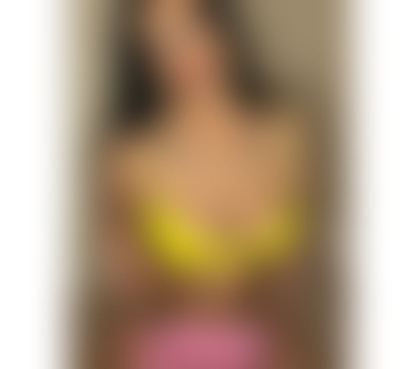 Walthamstow Central Station - East London — Mature curvy lady for you ♥️ no rush ♥️