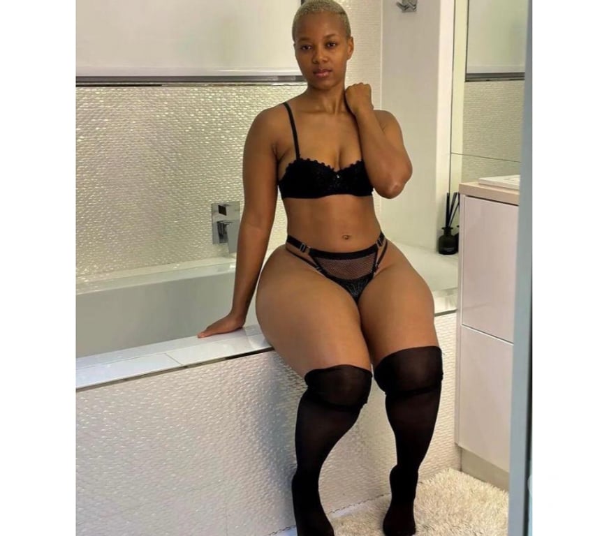 Escorts West London Hillingdon - Photos for ENIOLA PARTY GIRL 🌸🌸