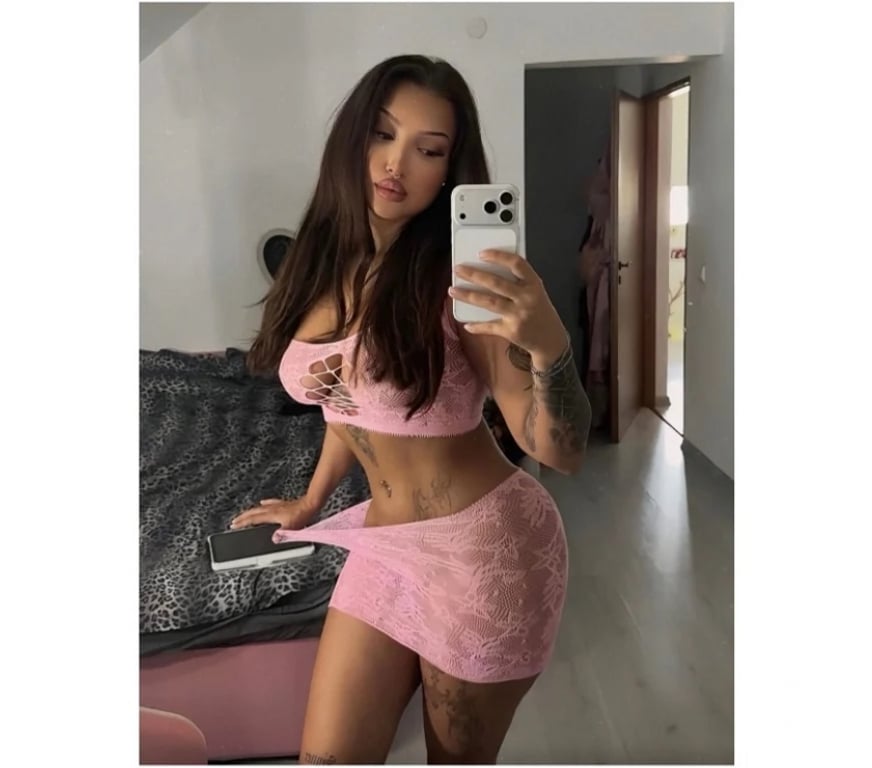 Escorts Nottinghamshire Nottingham - Photos for Reyna new best party girl in town