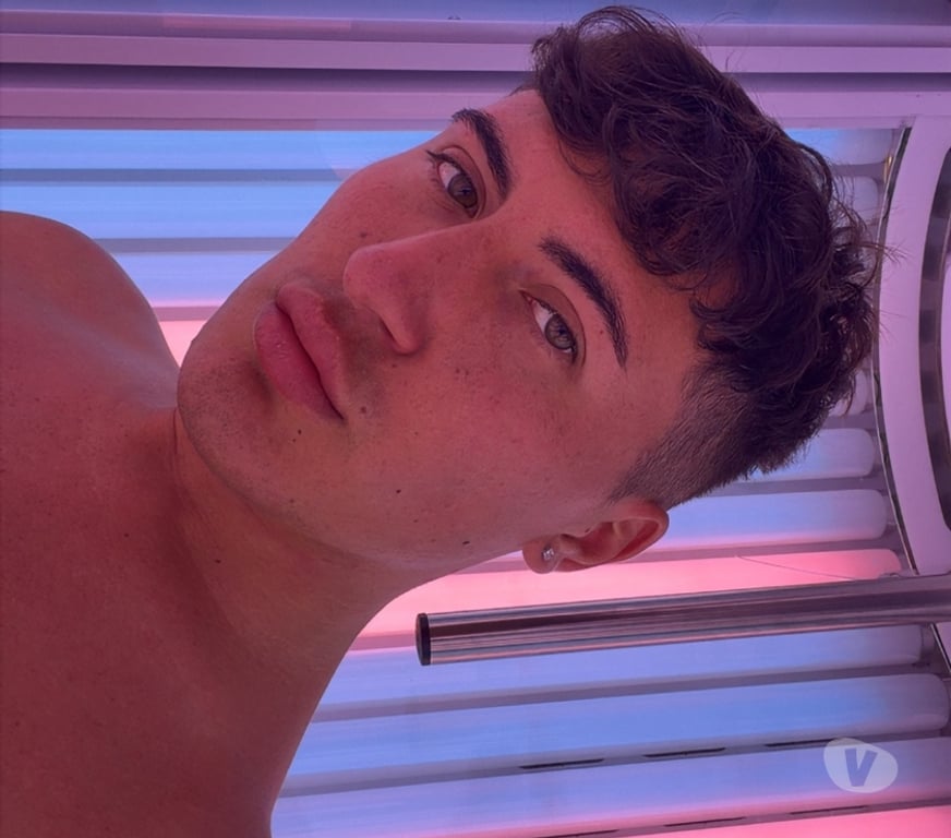  Gay massage Merseyside Liverpool - Photos for 26 sexy gay young man with a Peach 🍑