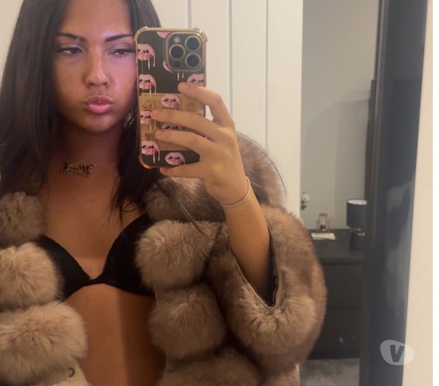 Trans Escorts West Yorkshire Bradford - Photos for Vietnamese Trans Vanessa 😘❤️