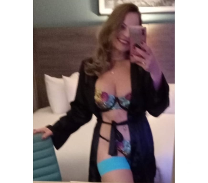 Escorts Gloucestershire Cheltenham - Photos for ELLA HOT LATINA