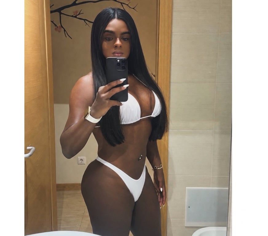 Trans Escorts Cardiff Cardiff City Centre - Cardiff - Photos for Ts Agatha William