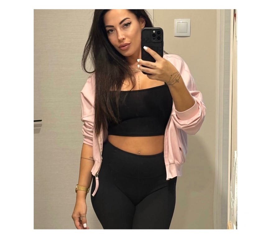 Escorts Ealing Northolt - Ealing - Photos for Hello love😘❤️😘❤️❤️😘