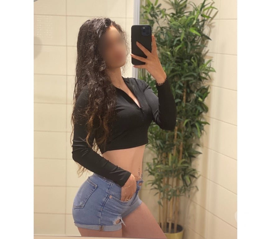 Escorts West Midlands Birmingham - Photos for VIP EXPERIENCE 💎 ONLY OUTCALL 🔥