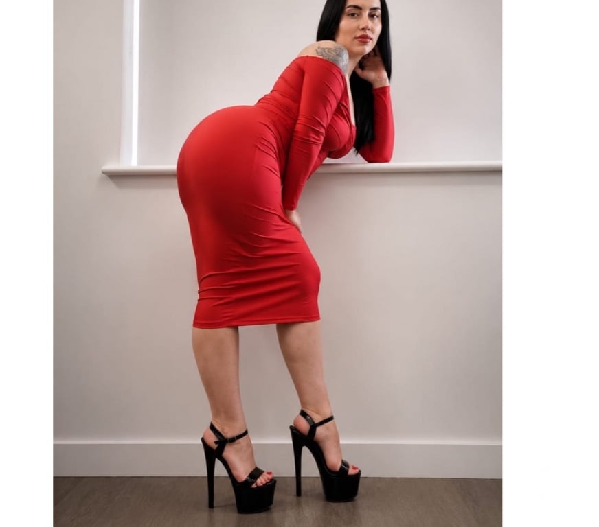 Escorts Hertfordshire Dacorum - Photos for INCALL&OUTCALL🫦PARTY BEST MISTRESS🔥TOYS