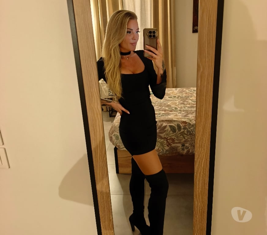 Adult Entertainment South West London Kingston upon Thames - Photos for VIDEO CALL & MORE +447305536221
