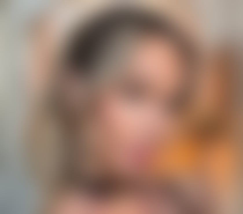 Canary Wharf - East London โ new girl in town โค๏ธ Emily