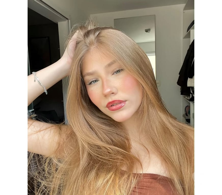 Escorts Hampshire Portsmouth - Photos for LAURINHA BRAZILIAN BLOND👱‍♀️🇧🇷💋