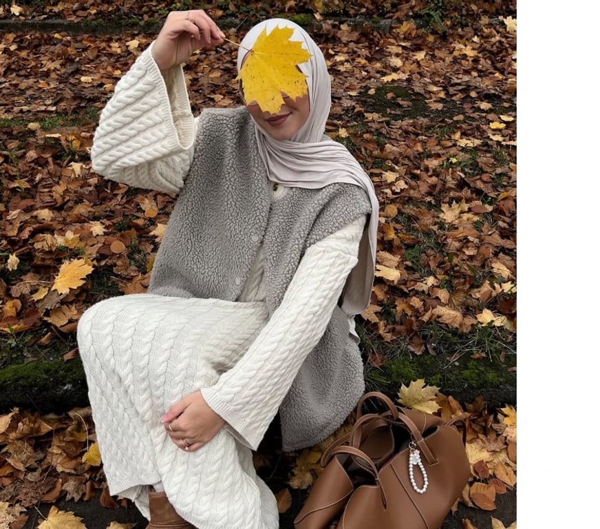 Escorts West Midlands Birmingham - Photos for Asian Muslim student-never rush-sweet and caring