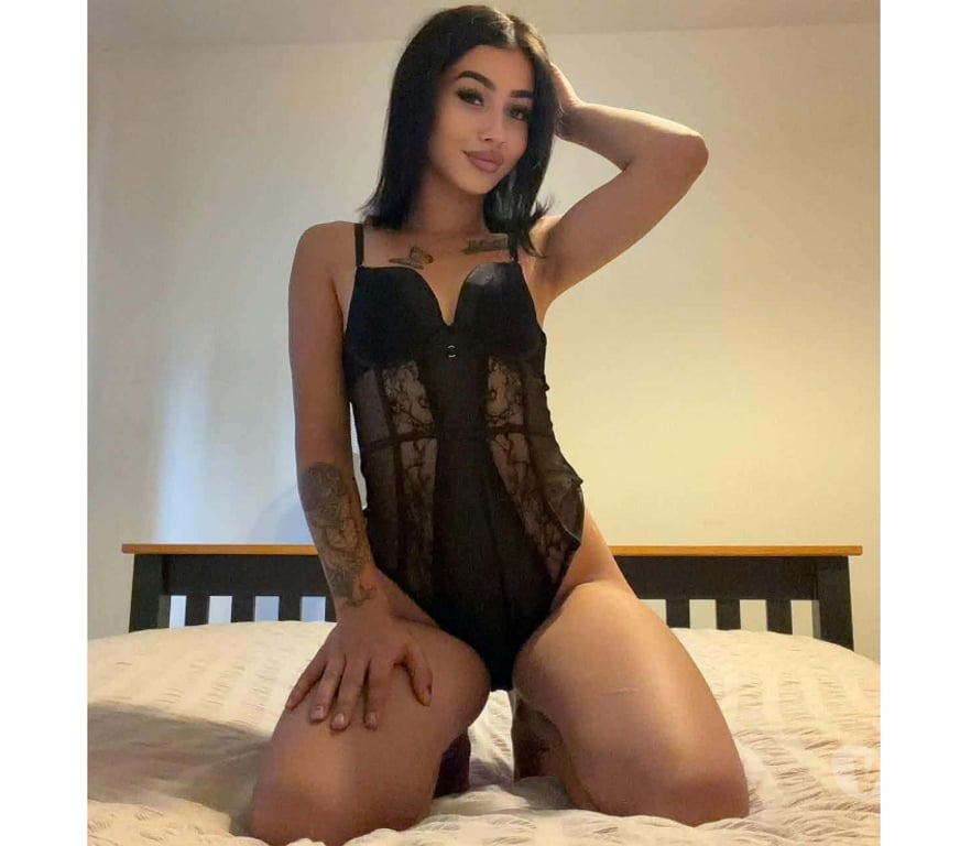 Escorts East London Leytonstone - East London - Photos for Hii im Karina call my😘😘