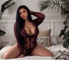 NEW 🔞 HIGH CLASS NAUGHTY BRUNETTE