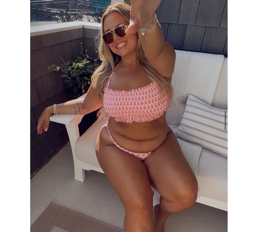 Escorts South West London Merton - Photos for LOLA🍑HOT CURVY 🫦💋 NAUGHTY GIRL FOR WEEKEND👅