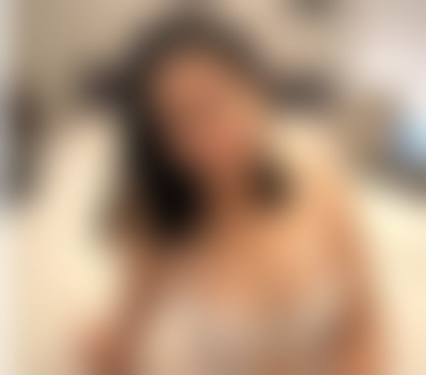 NEW Small Busty Girl Lily Kissing Full Body Tantric Massage