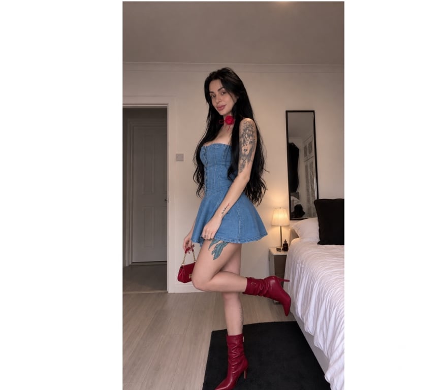 Escorts South East London Bromley - Photos for 🔥Cristal Brazilian party girl 💯 GFE🇧🇷🍾🥂
