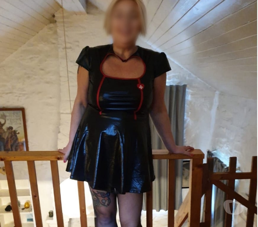 Escorts Falkirk Bonnybridge - Falkirk - Photos for Scottish mature Amanda Jess. Nuru! Tantric! Lingam! X