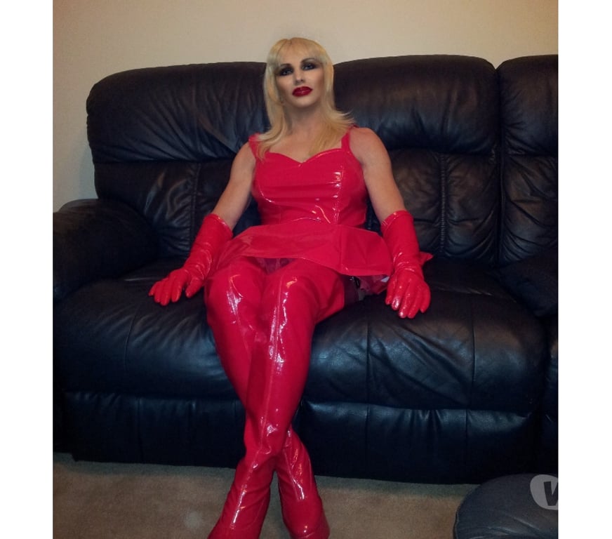  Gay massage Lincolnshire Boston - Photos for Girl in sexy red or black, Boston