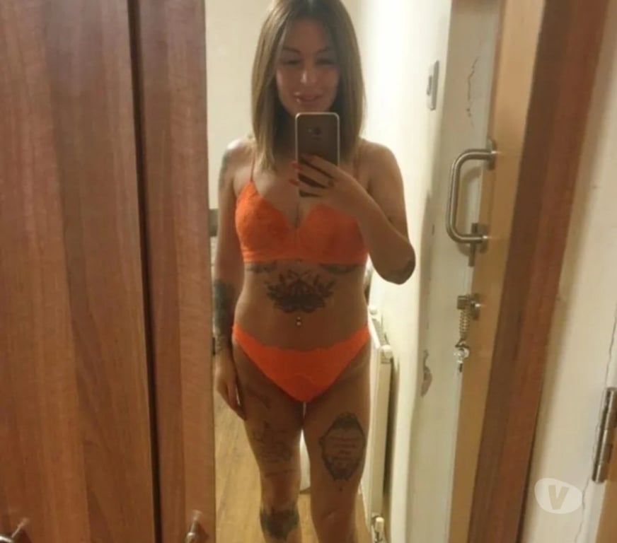 Escorts West Midlands Dudley - Photos for TATTOOED ESSEX HOLLY
