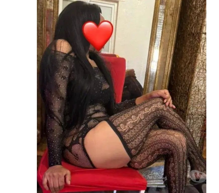 Escorts South West London Streatham - South West London - Photos for Sexy Latina Sandra offers a relaxing massage.