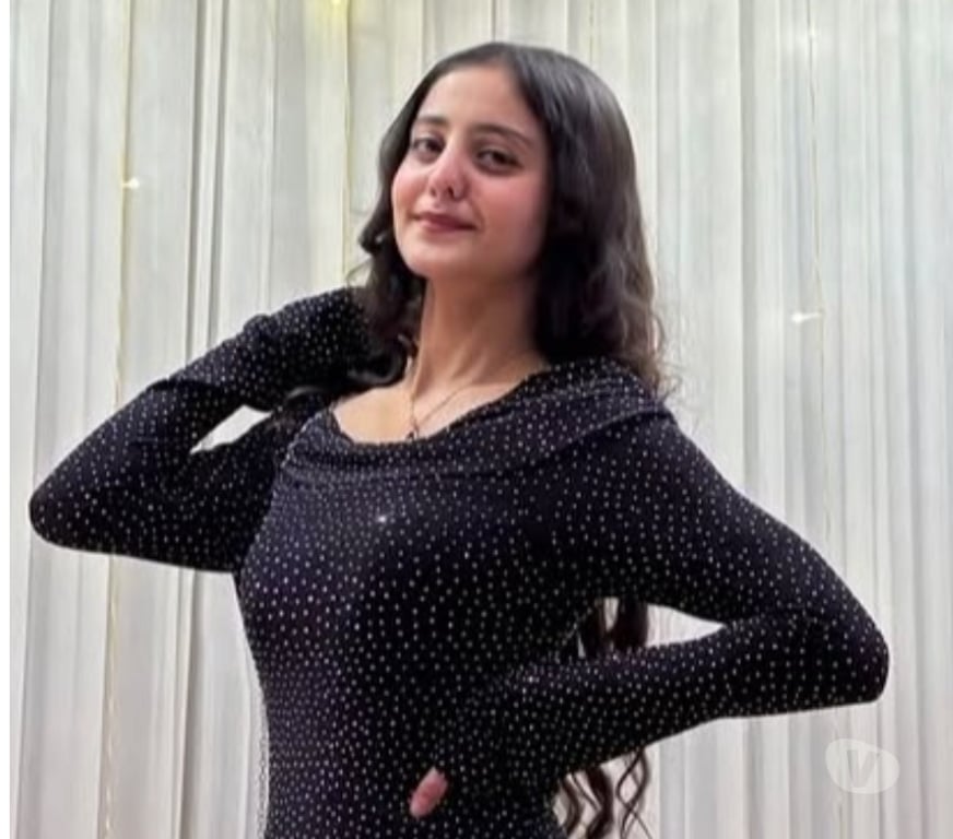 Escorts Hampshire Rushmoor - Photos for NEW INDIAN GIRL WITH CLASSY LOOKS