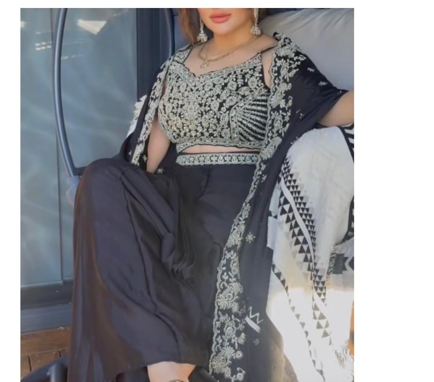 Escorts South Yorkshire Sheffield - Photos for Sexy Pakistani KhanZaadi