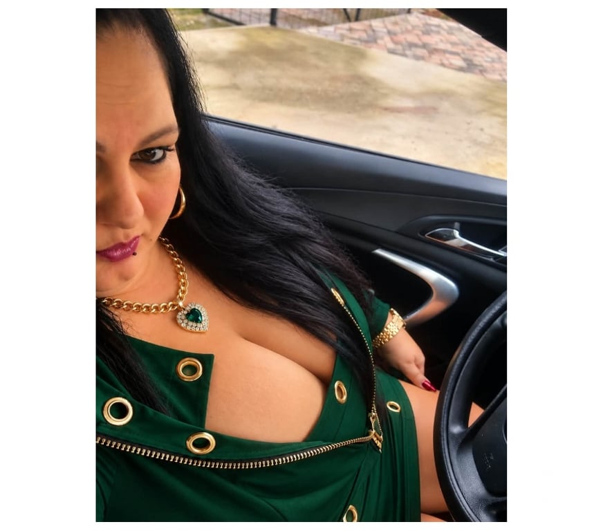 Escorts North West London Colindale - North West London - Photos for Bella mega boobs back!best sloopy owo!cim !