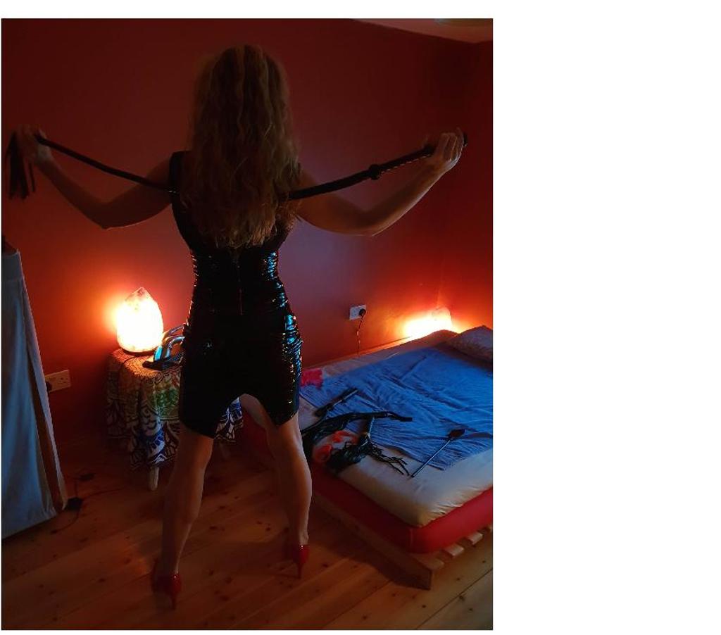 Escort Offaly Tullamore-Offaly - Photos for Delicious Tie &Tease explorations