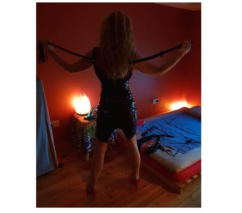 Escort Offaly Tullamore-Offaly - Photos for Delicious Tie &Tease explorations