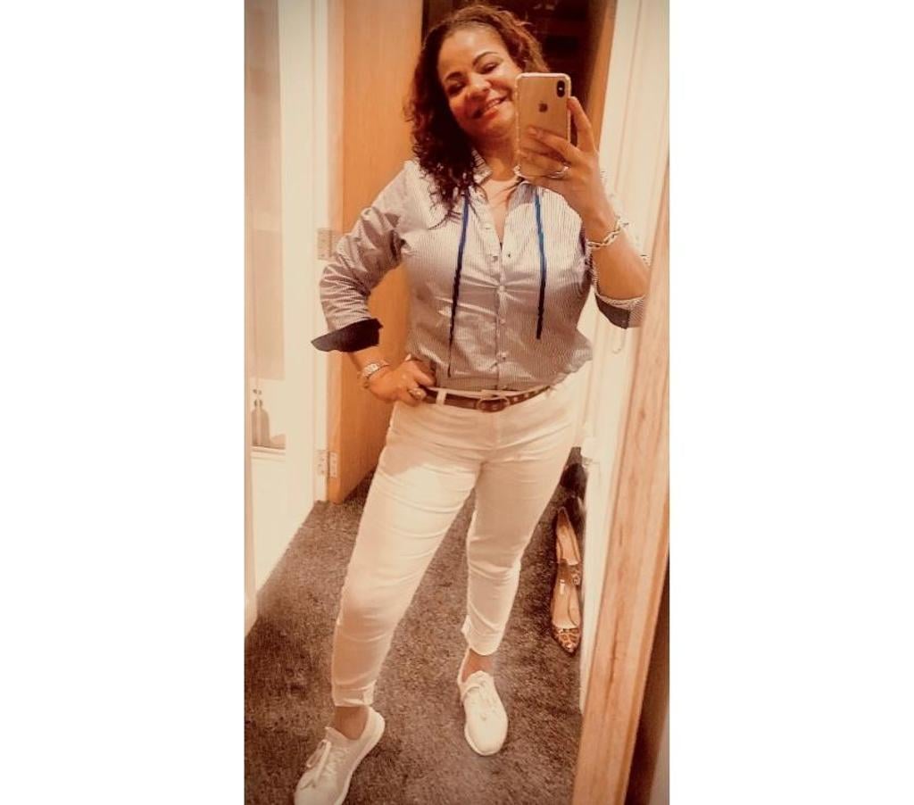 Escort Limerick Limerick - Photos for curvy woman Vicky in Limerick