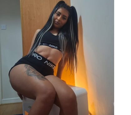 Escort Dublin-1 Dublin - Photos for Hi I am Giulia :*I offer massage and party.