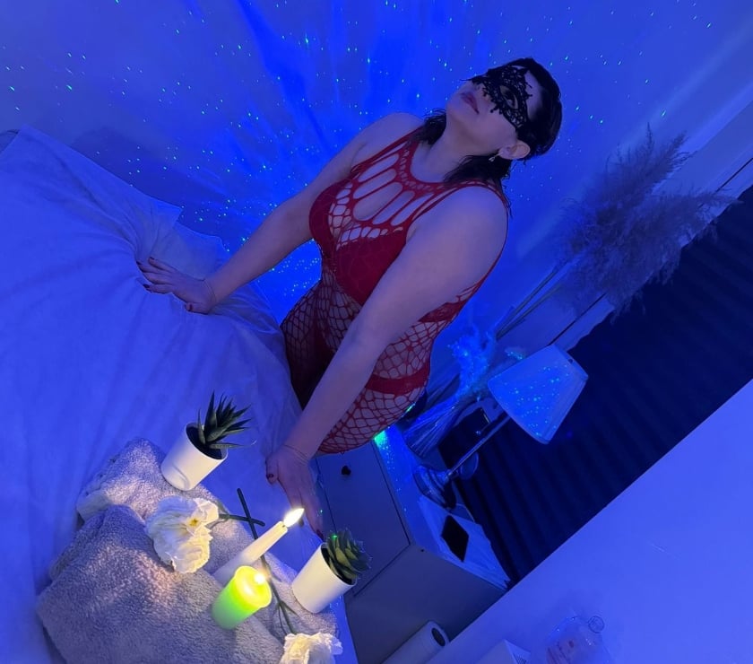 Escorts Swords Dublin - Photos for Indulge in Something Unforgettable This Valentine’s Week