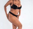 Chickle Black Escort