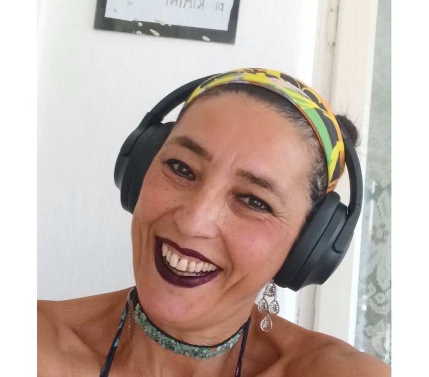 Massage - Beauty - Spa Dublin Stillorgan - Photos for Full body massage Hot oil& Grooming available