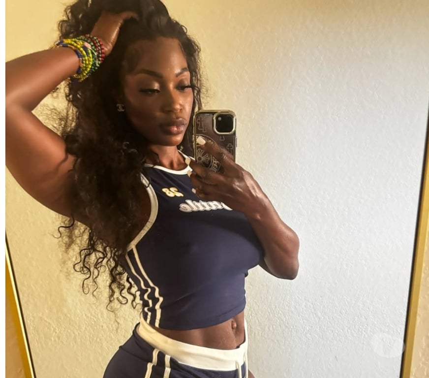 Escort Cork Cork airport - Photos for What's better for you than me