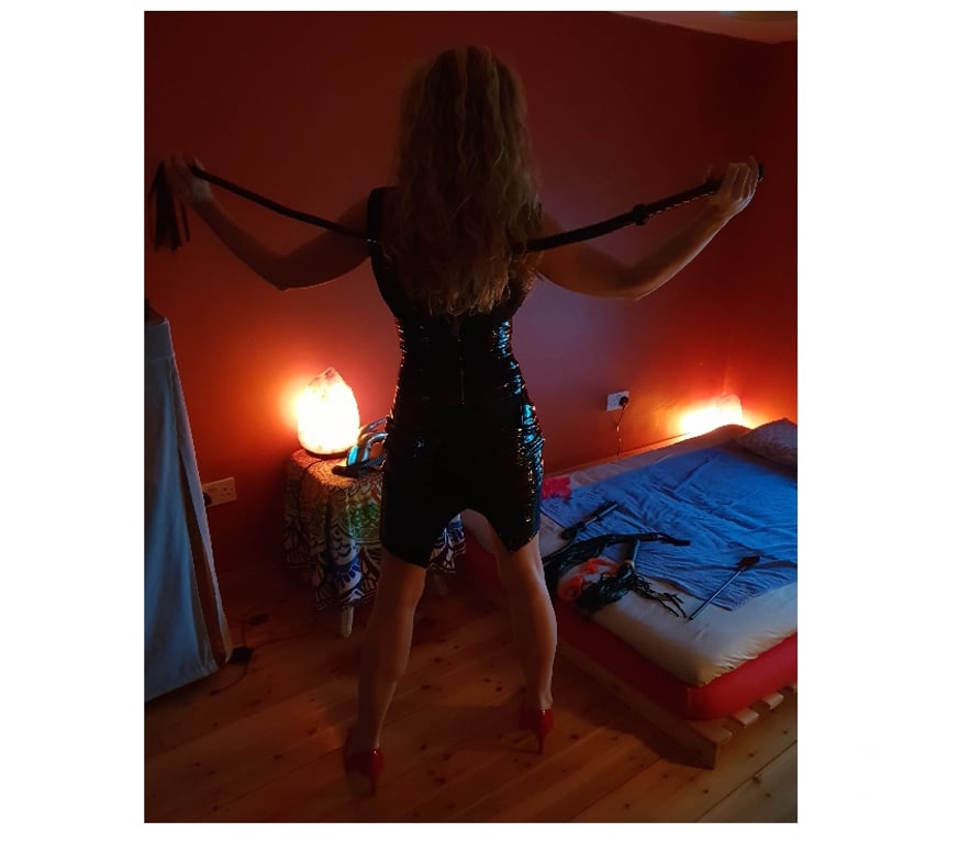 Escort Westmeath Athlone-Westmeath - Photos for Delicious Tie &Tease explorations