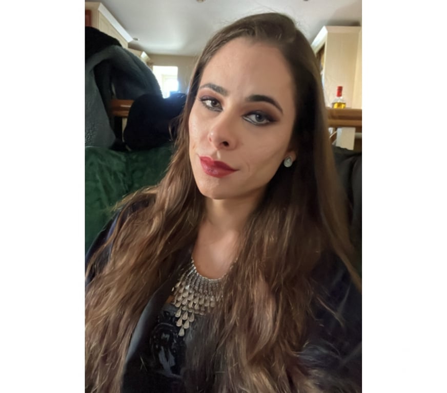 Escort Leitrim Carrigallen - Photos for Bodywork Healing Intimate Touch by Lanna TS - Massage only