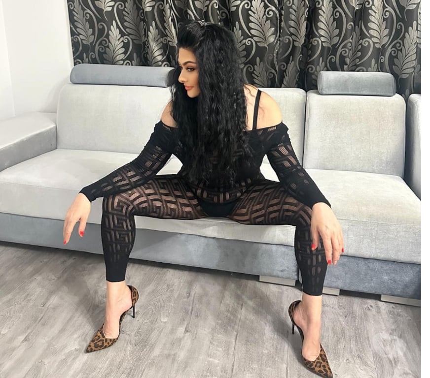 Escort Waterford Waterford - Photos for YASMINA❤️NAUGHTY AND HOT BRUNETTE👅Party