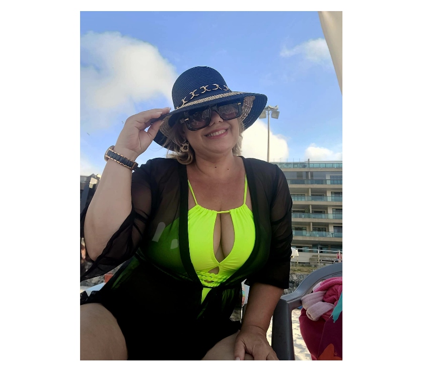 Escort Mayo Westport - Photos for Vick full service
