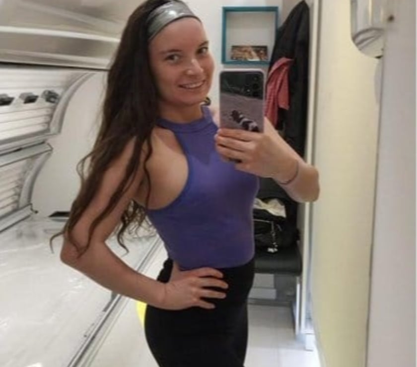 Intimate Companion • Confidential Pridbqn