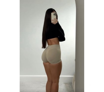 Photos for Emily💖ONLY 1 WEEK HERE😚PARTY MASSAGE😍