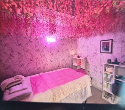 Massage - Beauty - Spa Claregalway Galway (County) - Photos for Aura Full Body hot oil&towel Massage